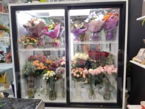 Холодильник для цветов